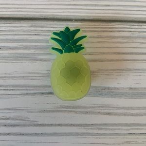 Cros translucent pine apple jibbitz